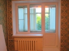 Монтаж пластиковой балконной двери с окном 